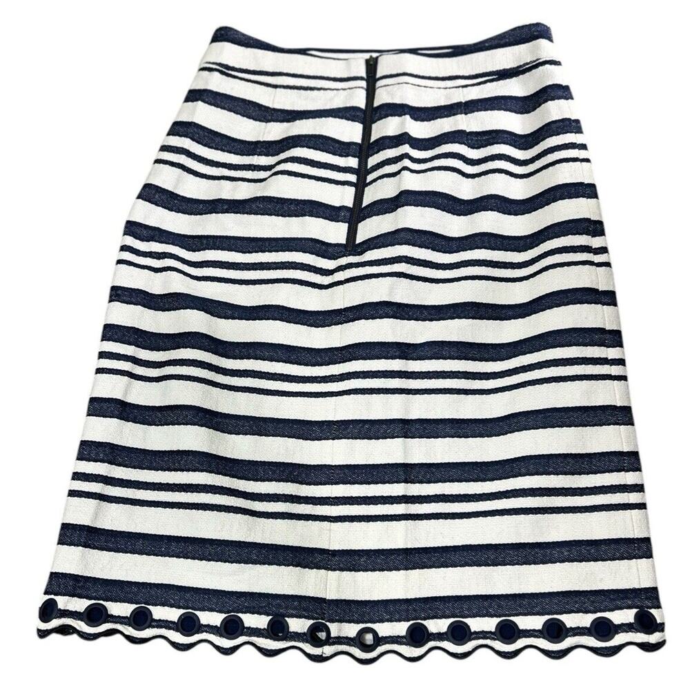 DE COLLECTION Striped Blue White Pencil Skirt Sz Medium Nautical Scalloped Hem - Picture 6 of 7